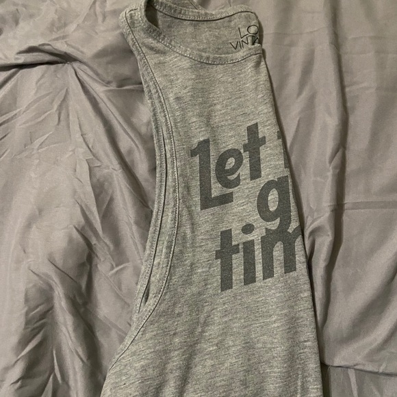 Tank top shirt - Picture 2 of 3